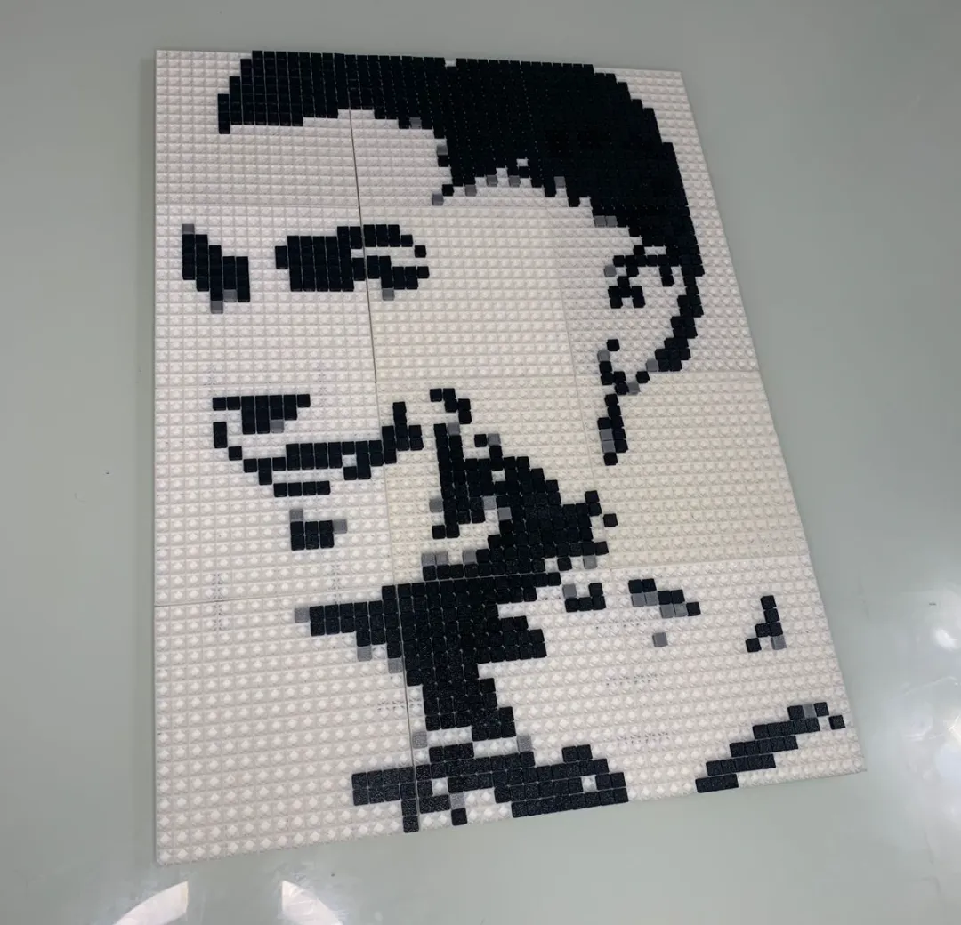 CRISTIANO RONALDO PIXEL - Decor, in stock in India