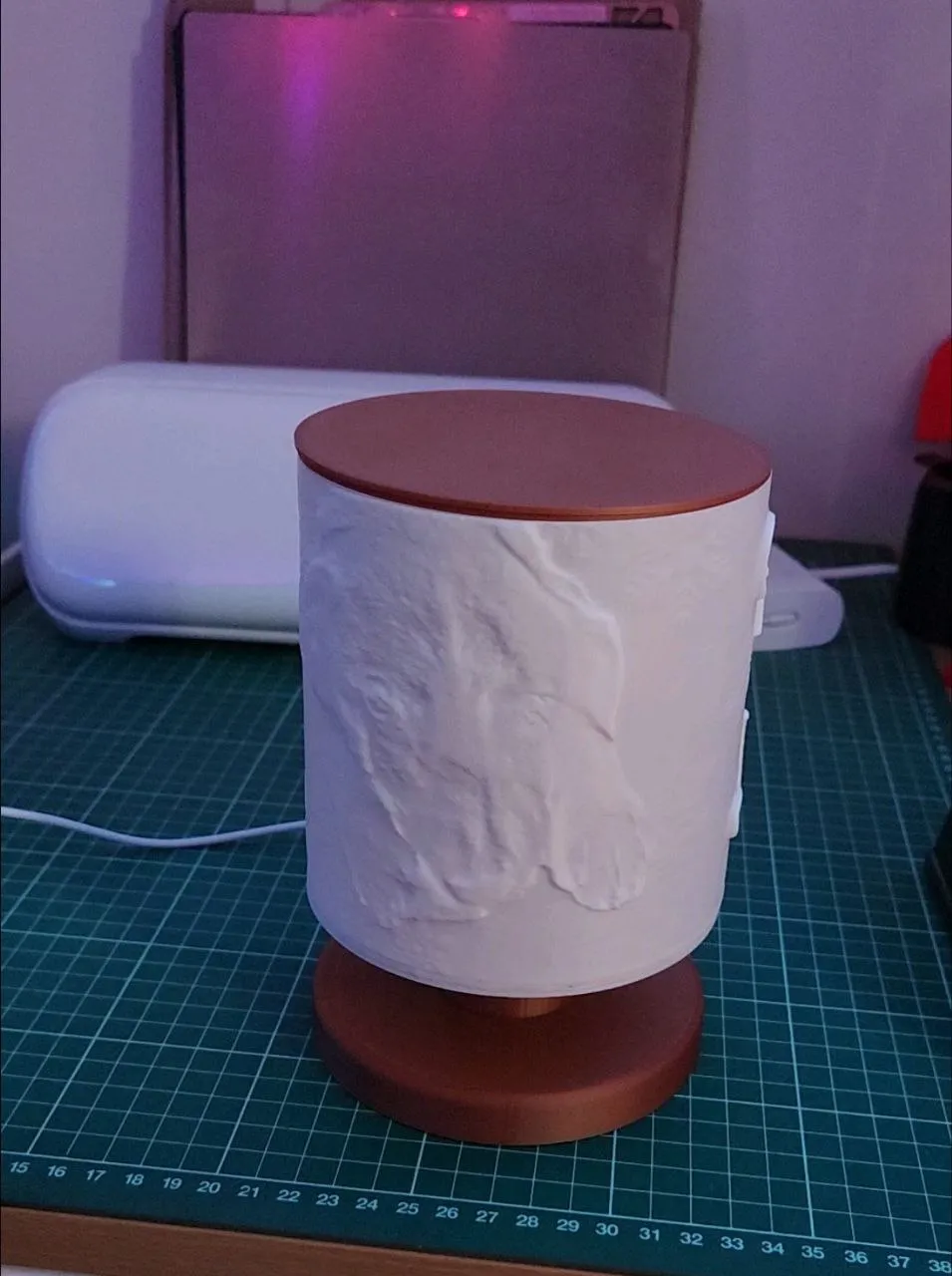 Base for lithophane 115mm - desk lamp style, photo 2 of 3 - Base for lithophane 115mm - desk lamp style Generative Art