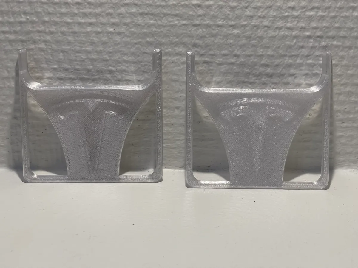 Tesla Airpods Case Charge Stand, photo 4 of 4 - Tesla Airpods Case Charge Stand Tools