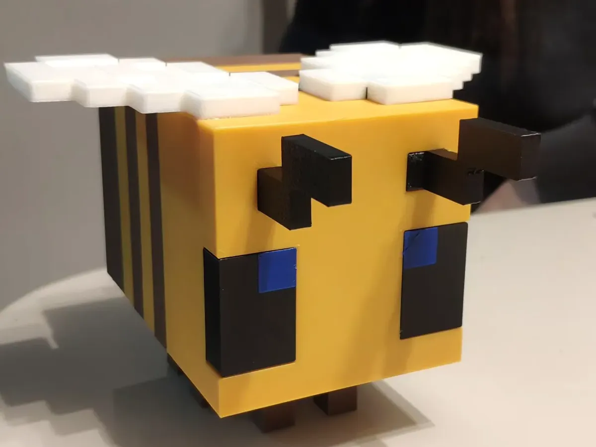 Minecraft Bee Desk Buddy