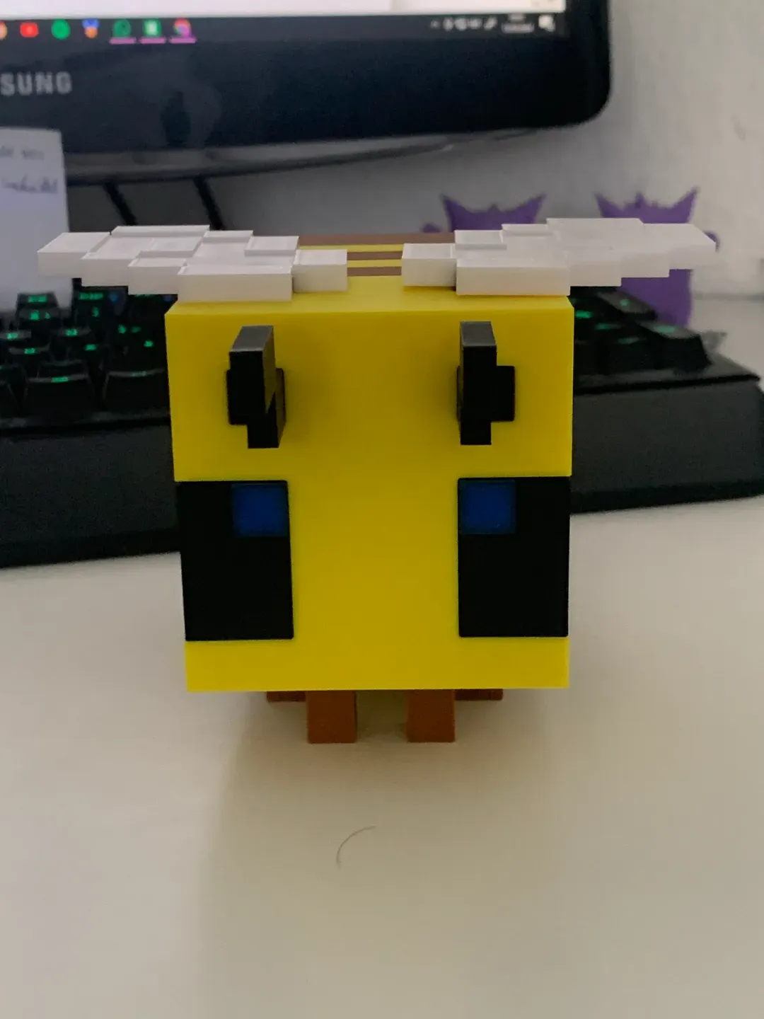 Minecraft Bee Desk Buddy, photo 3 of 4 - Minecraft Bee Desk Buddy Desk & Office