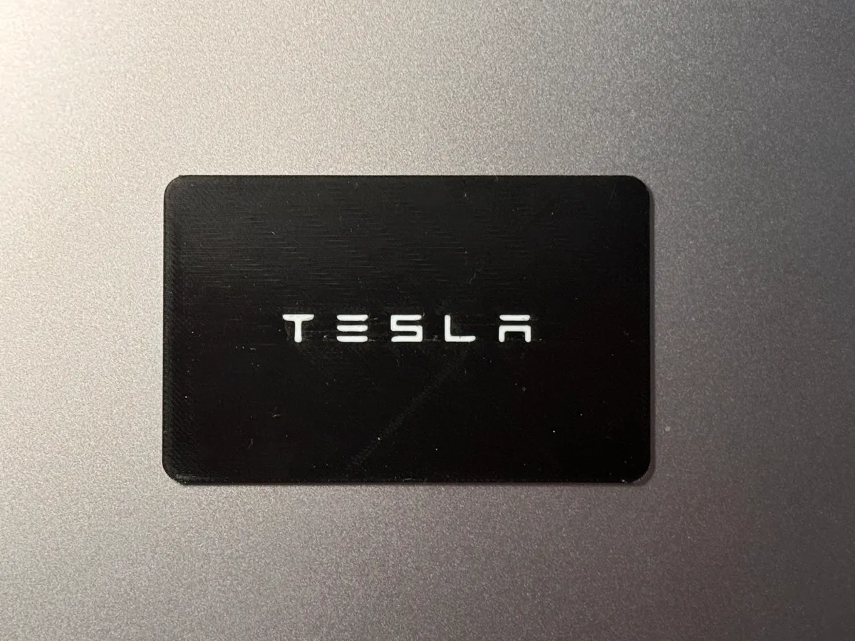 Tesla Key Card - Dual Side - Carbon Fiber Texture, photo 3 of 3 - Tesla Key Card - Dual Side - Carbon Fiber Texture Car & Vehicle