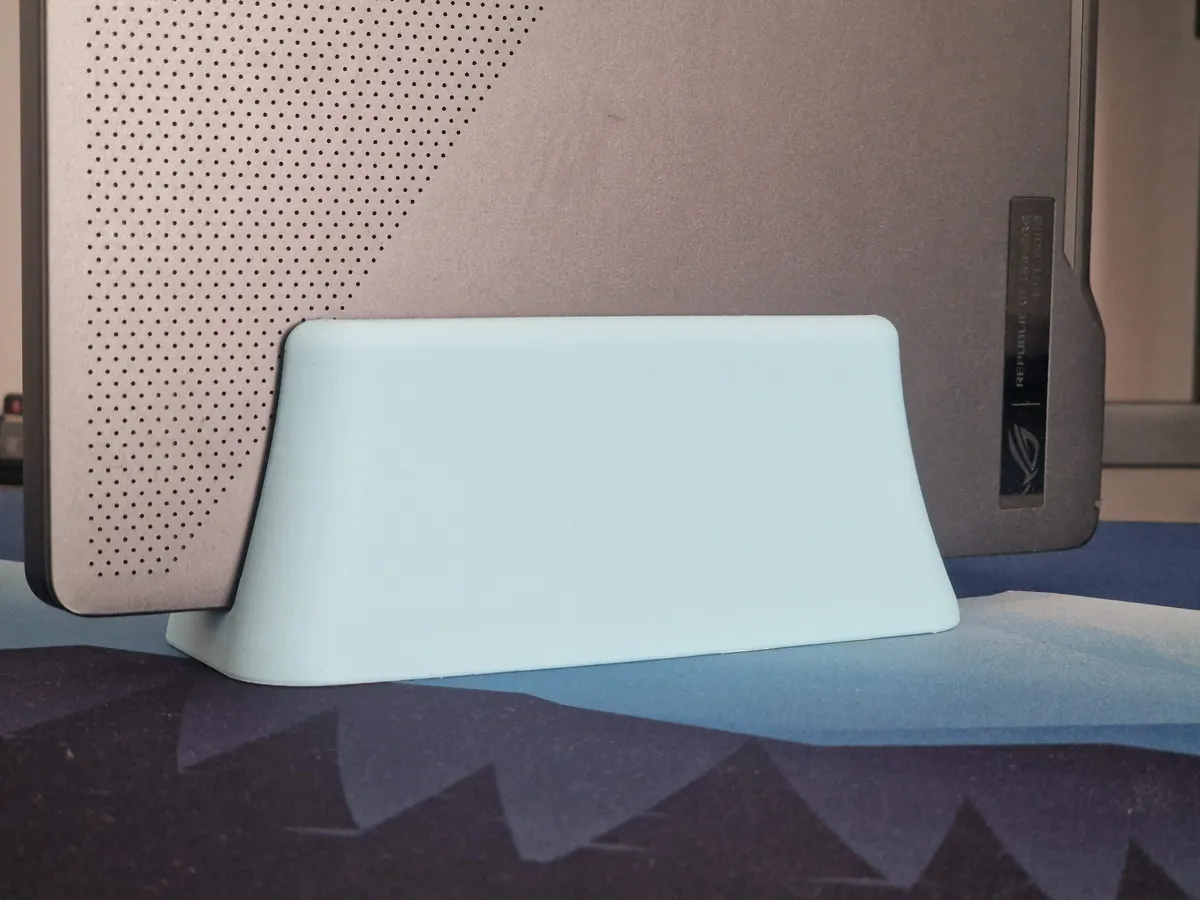 Minimalist Vertical Laptop Stand