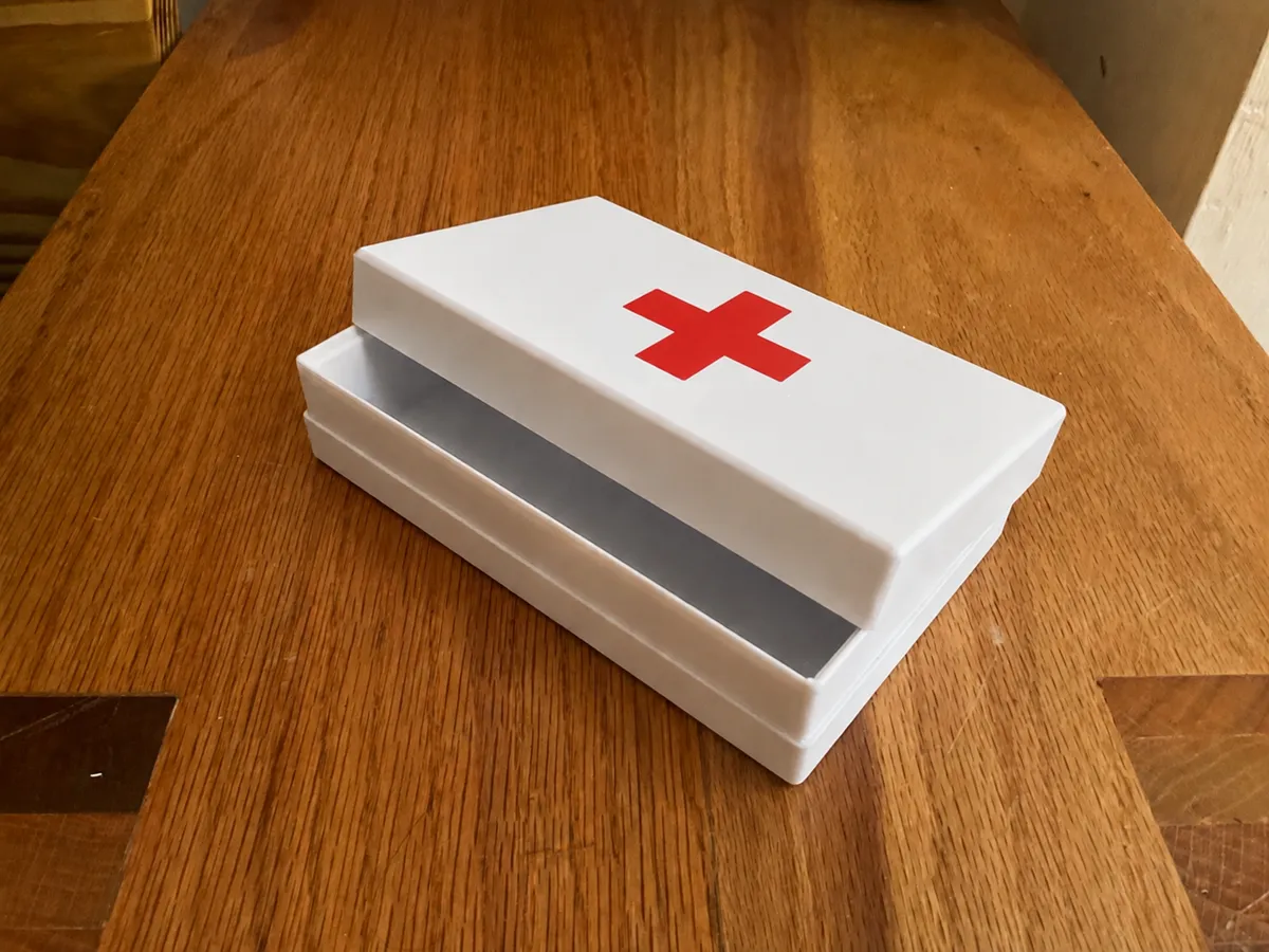 Basic first aid kit, photo 2 of 2 - Basic first aid kit Tools