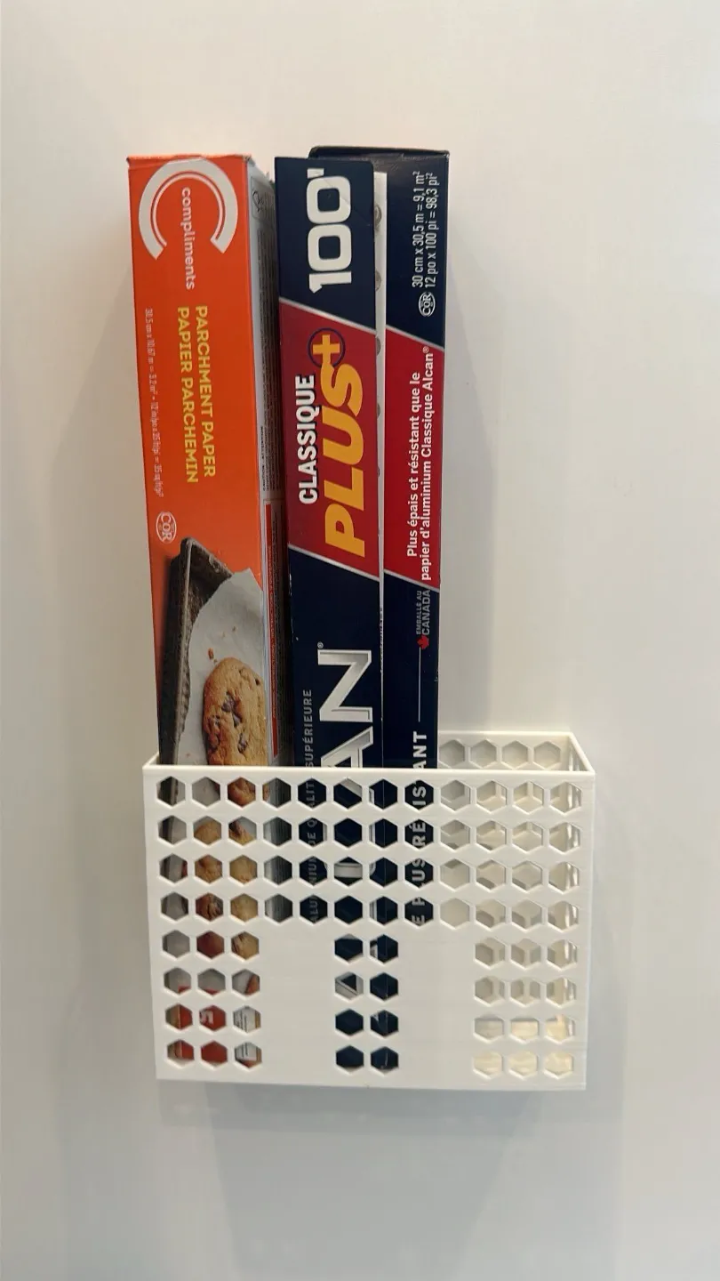 Kitchen storage box for aluminum foil plastic wrap
