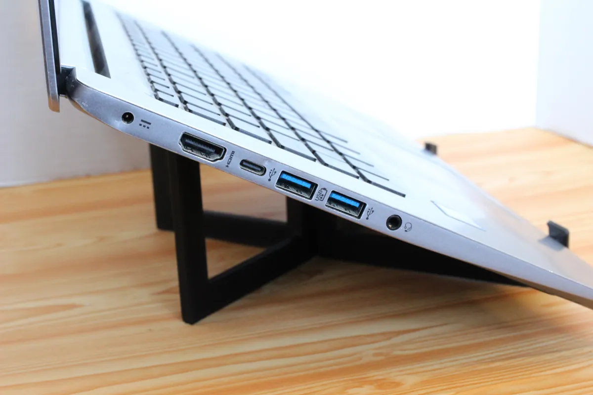 Portable Laptop / tablet stand, photo 3 of 4 - Portable Laptop / tablet stand Mobile & Device Accessories