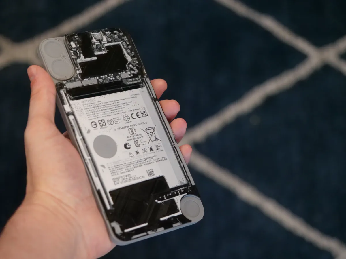 Custom Backplate Maker for CMF Phone 1, photo 3 of 4 - Custom Backplate Maker for CMF Phone 1 Hobby & DIY