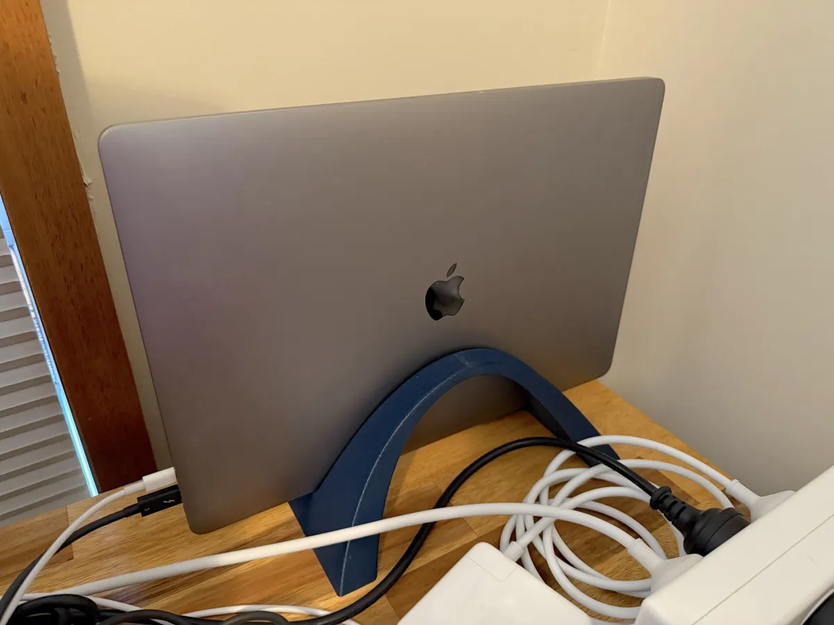 Elegant Arched MacBook Pro Stand for 2016 onwards - Office, in stock in India