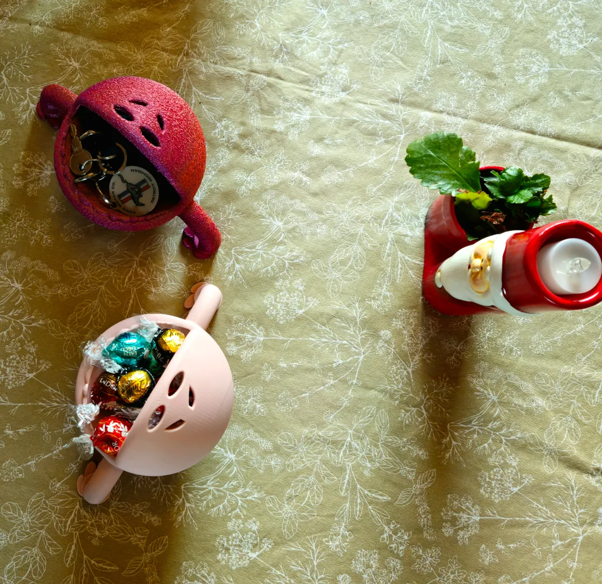 Candy Bowl, empty pocket., photo 2 of 4 - Candy Bowl, empty pocket. Kitchen & Dining