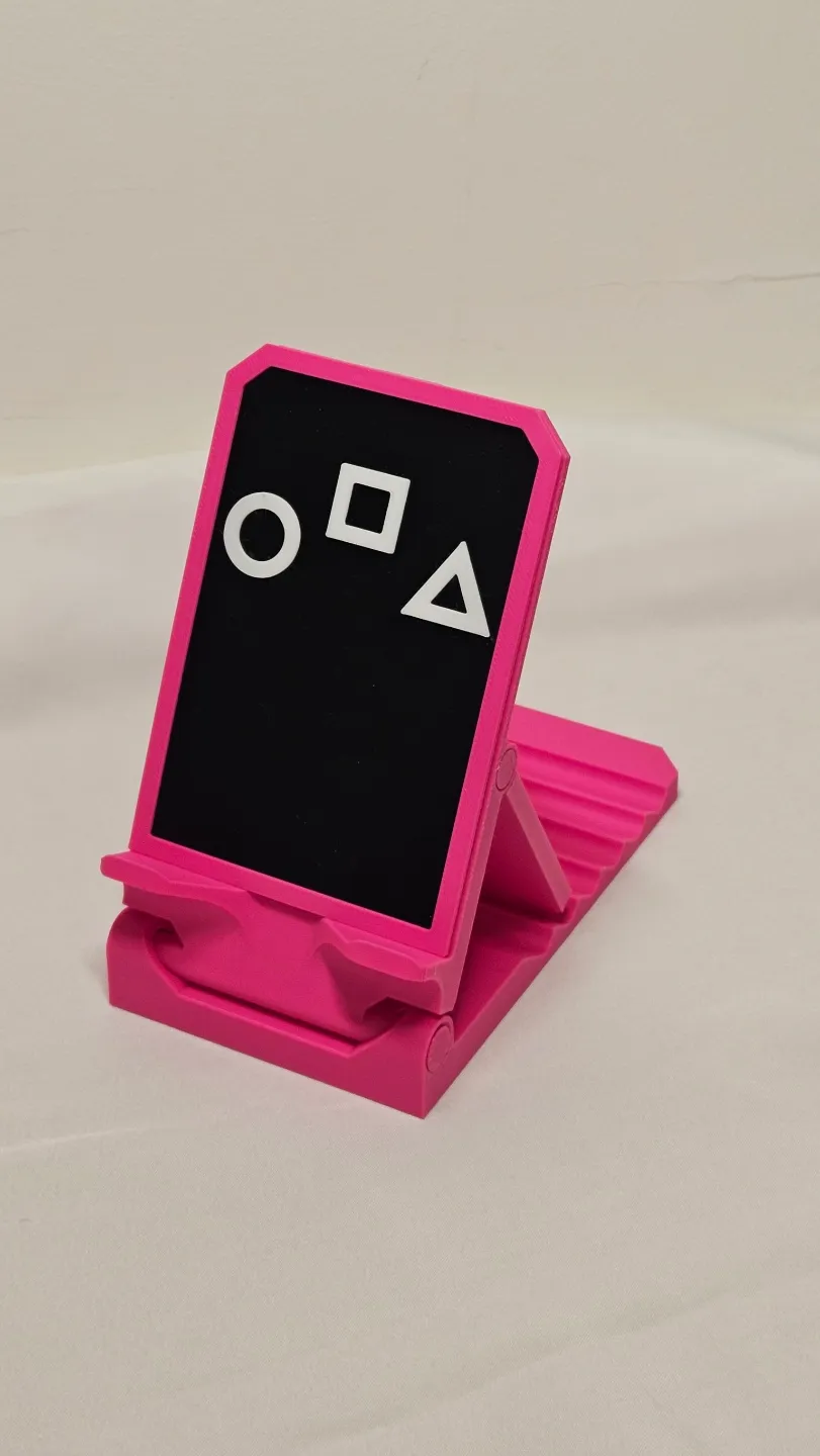 Squid Game Cover for Foldable Phone Stand, photo 4 of 4 - Squid Game Cover for Foldable Phone Stand Household