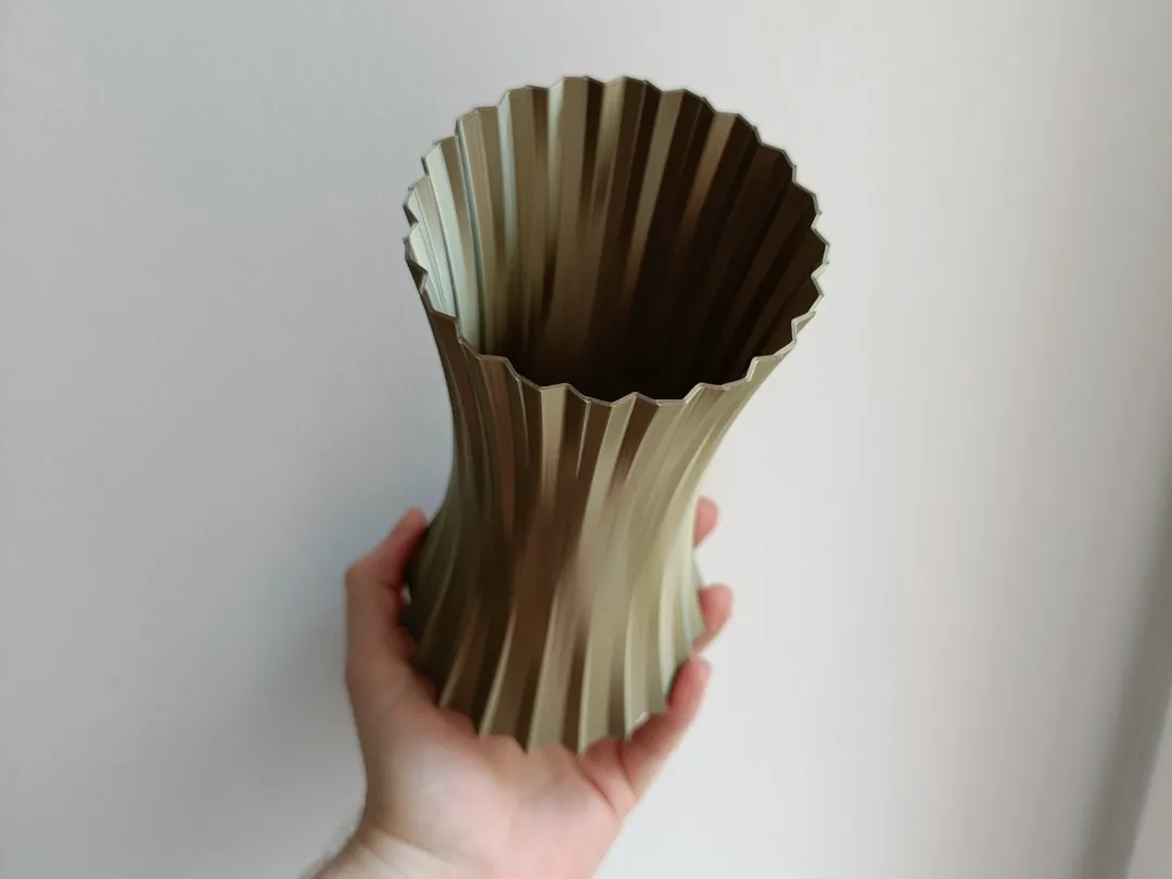 Tall vase (20 cm)