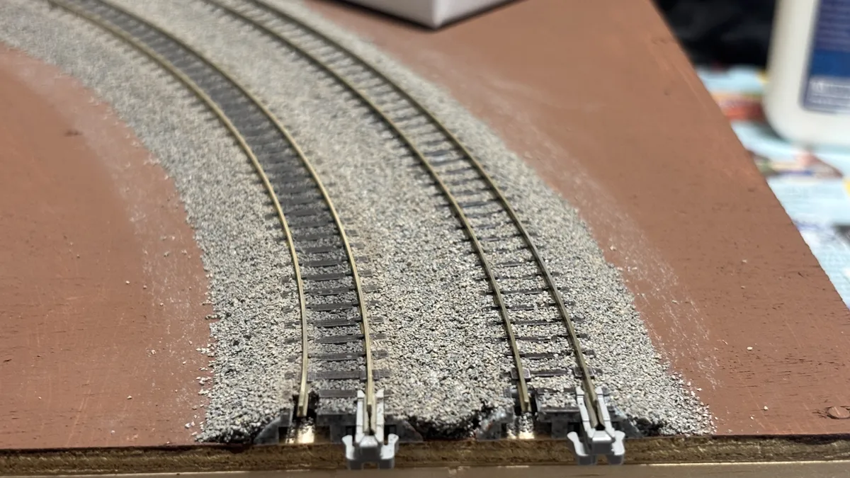 Kato N Scale Ballast Spreaders / Shapers, photo 3 of 4 - Kato N Scale Ballast Spreaders / Shapers Hobby & DIY