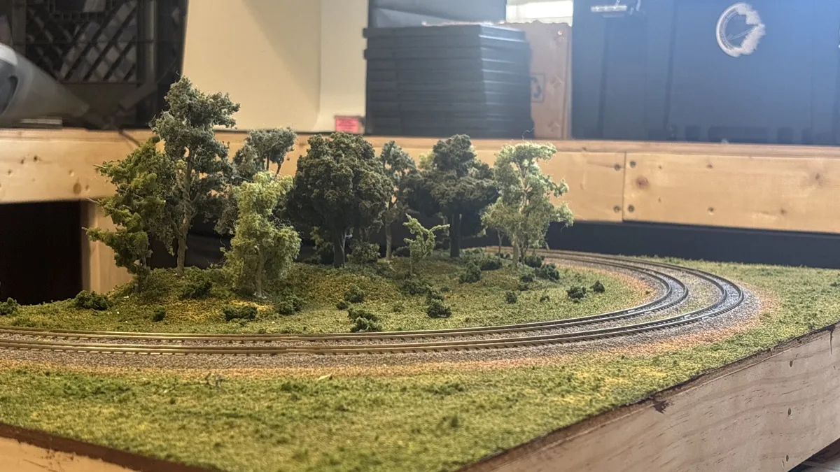 Kato N Scale Ballast Spreaders / Shapers, photo 4 of 4 - Kato N Scale Ballast Spreaders / Shapers Hobby & DIY