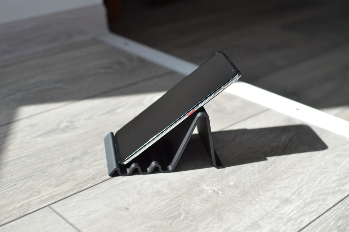 Minimalist 3-Position Phone Stand, photo 4 of 4 - Minimalist 3-Position Phone Stand Mobile & Device Accessories