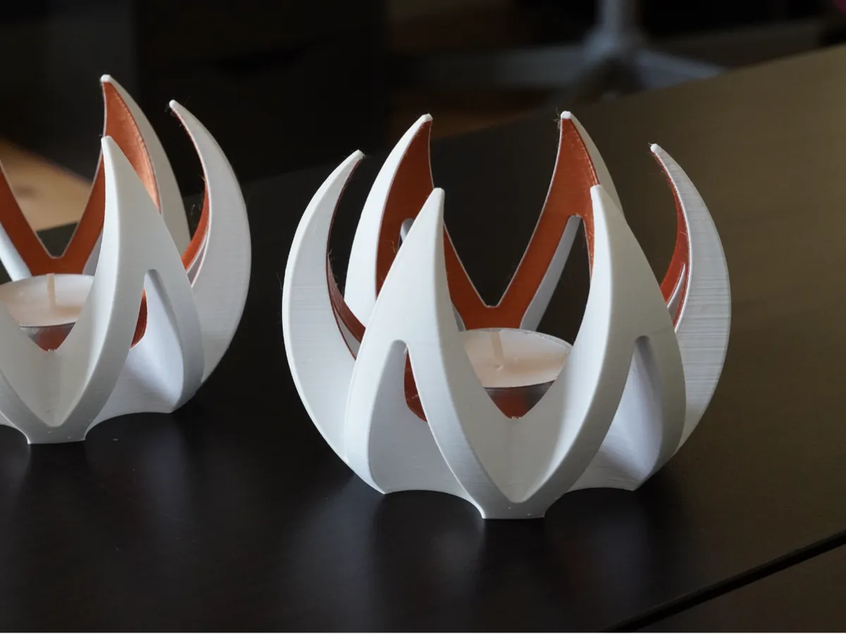 Tea light holder