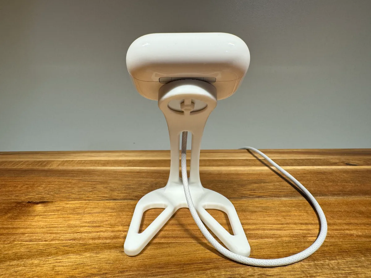 Apple Watch and AirPods Charging Stand, photo 2 of 4 - Apple Watch and AirPods Charging Stand Household