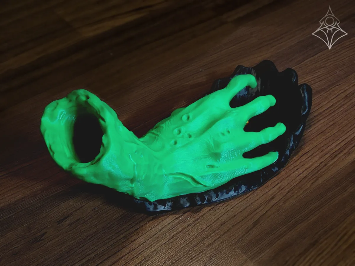 Dice Tower : Zombie Hand (Halloween 2024), photo 4 of 4 - Dice Tower : Zombie Hand (Halloween 2024) Board Games & Tabletop