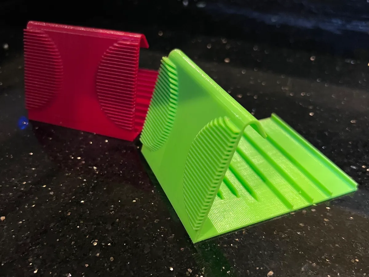 Minimalistic Phone Stand, photo 4 of 4 - Minimalistic Phone Stand Mobile & Device Accessories