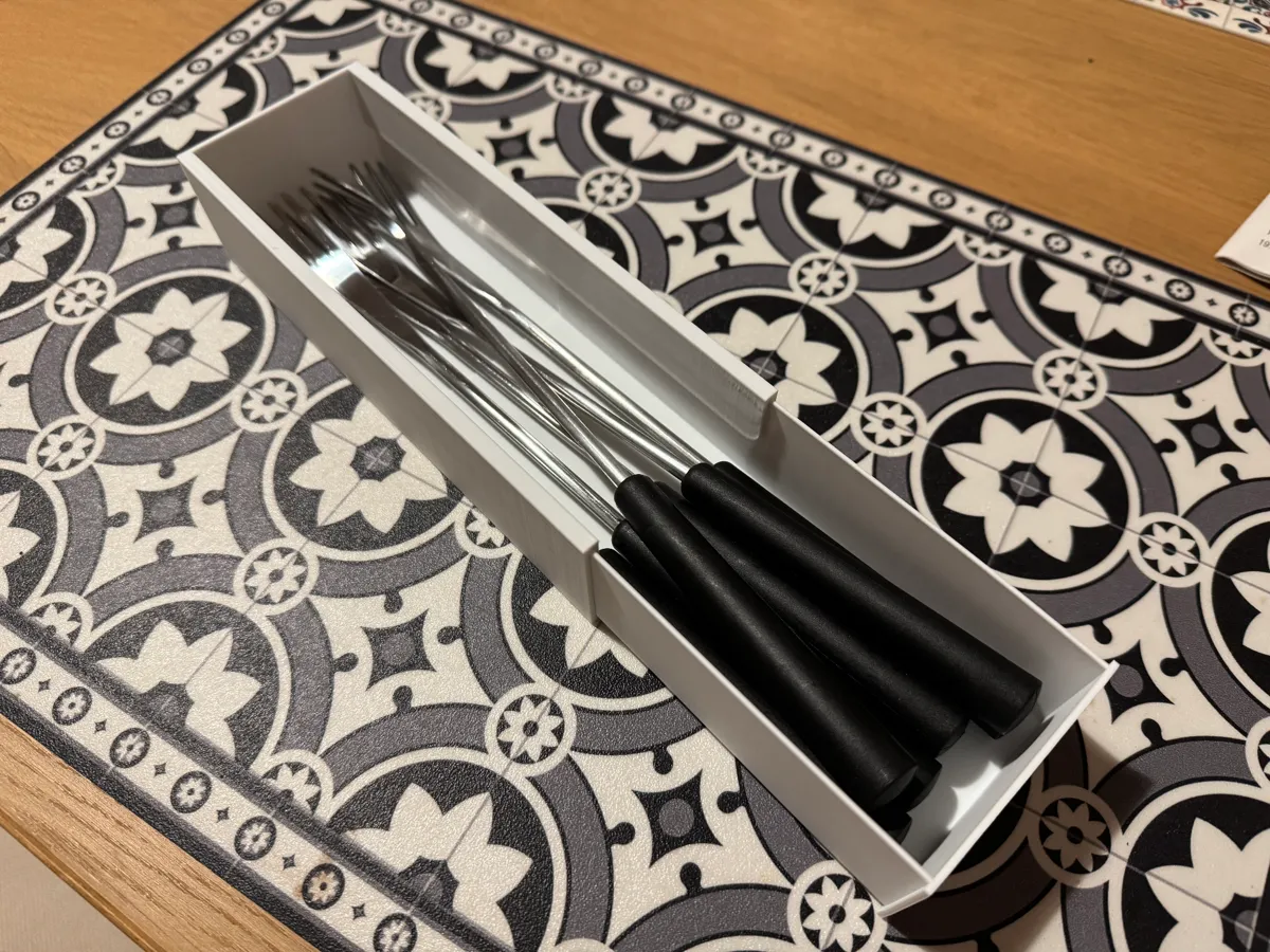 Adjustable cutlery box 180 - 300 mm