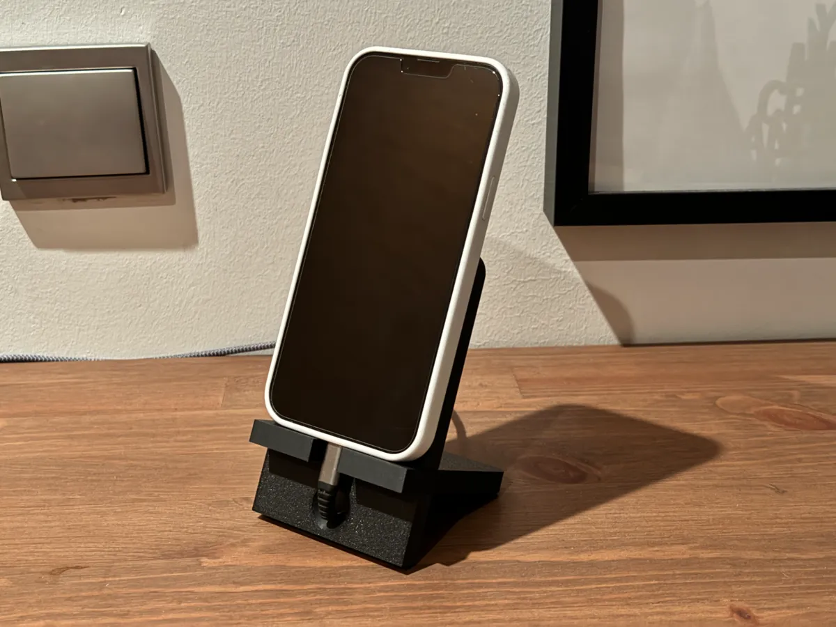 Phone Stand with Cable Management, photo 2 of 4 - Phone Stand with Cable Management Hobby & DIY