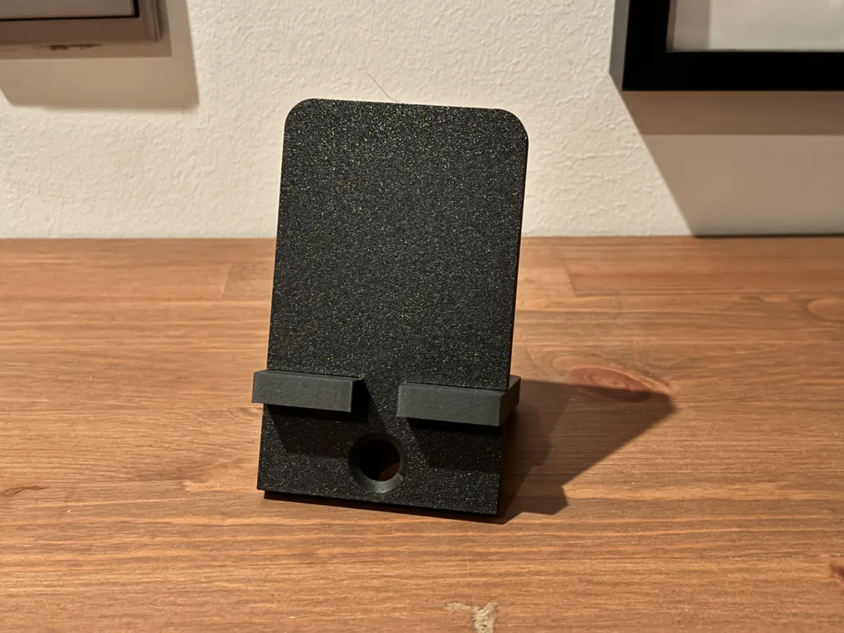 Phone Stand with Cable Management, photo 4 of 4 - Phone Stand with Cable Management Hobby & DIY