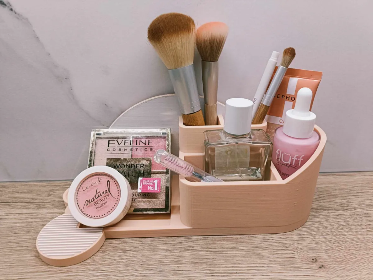 Makeup organizer