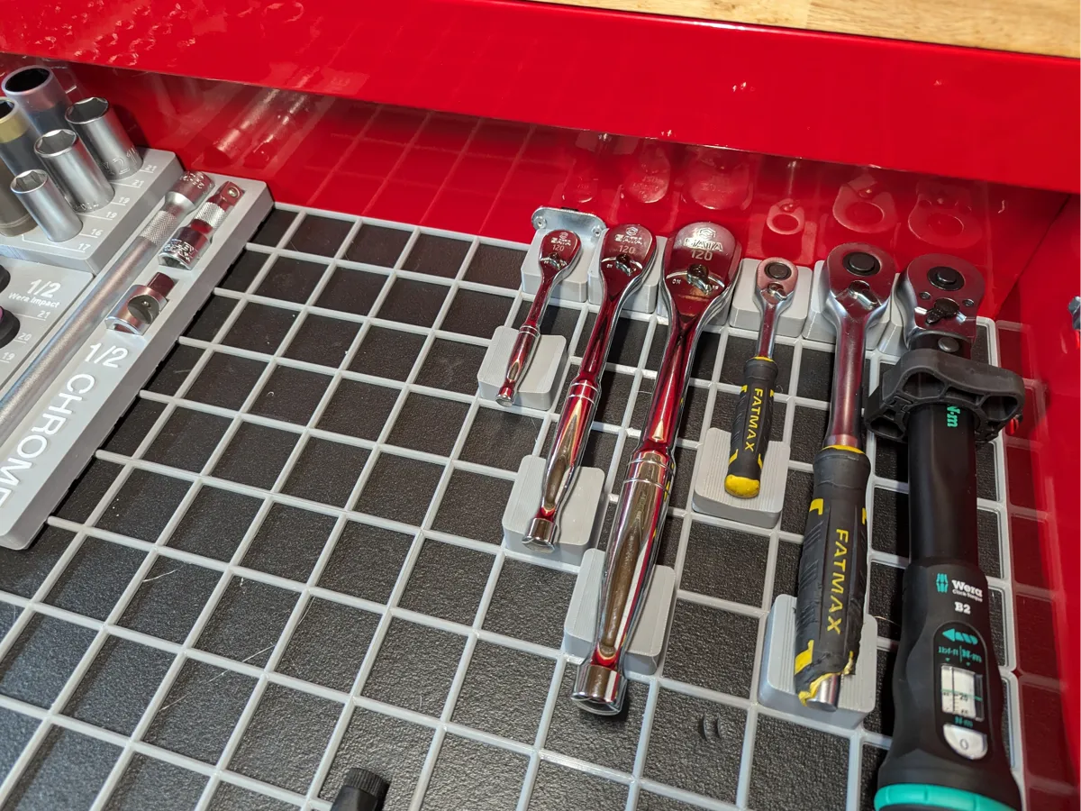 Gridfinity universal ratchet holders