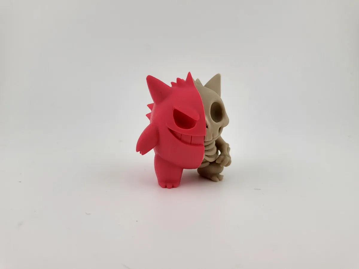 Gengar Half Skeleton - Pokémon Figure