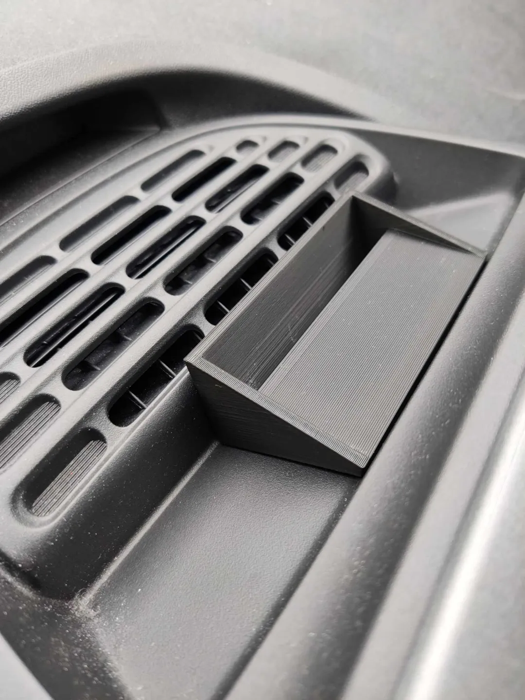 Toyota Aygo Phone Holder, photo 3 of 3 - Toyota Aygo Phone Holder Hobby & DIY