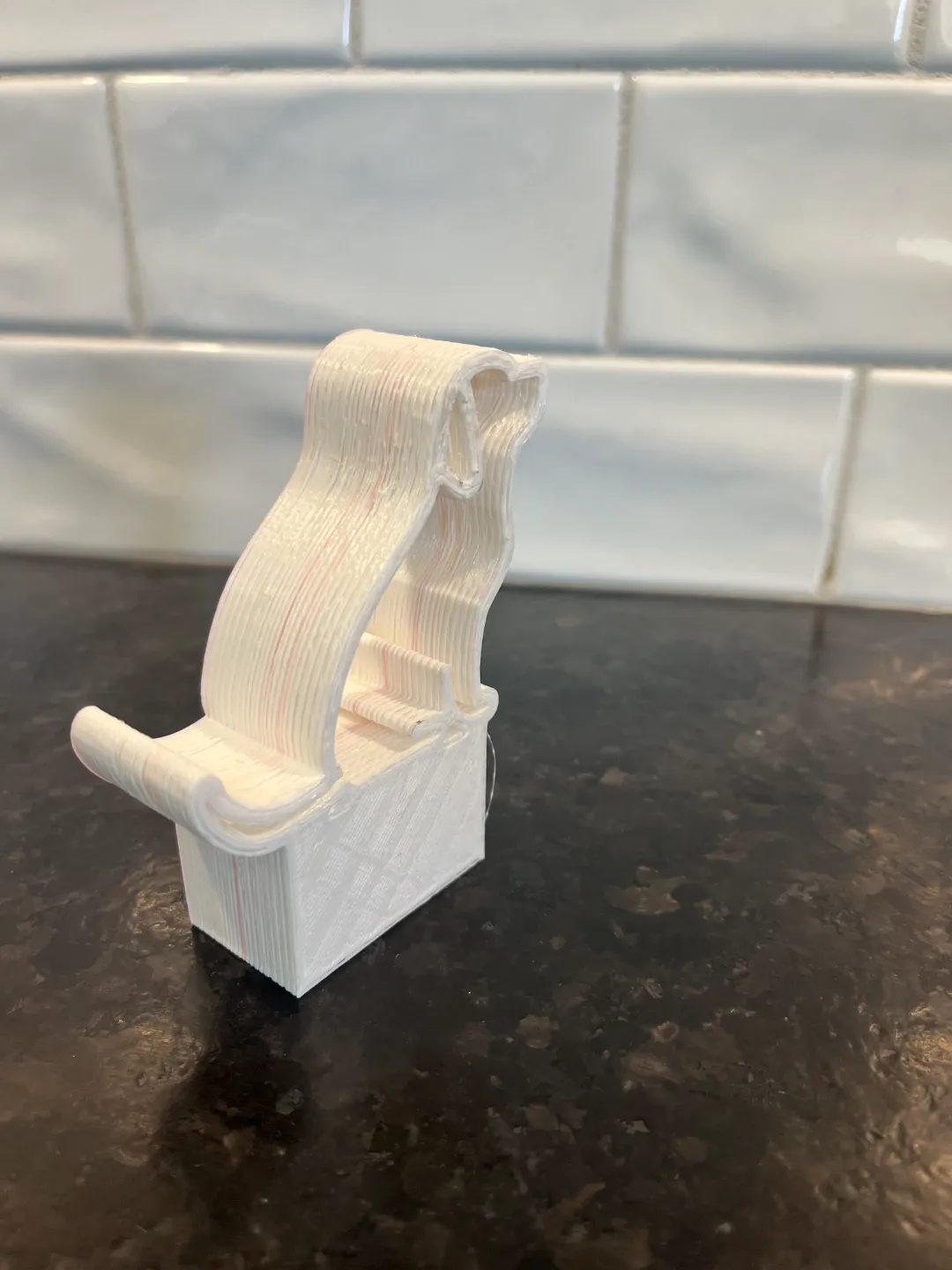 Dog Phone Stand, photo 3 of 4 - Dog Phone Stand Household