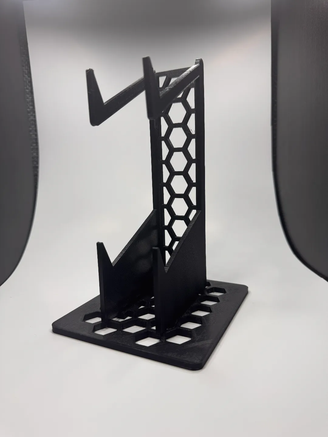 Teired Controller Stand, photo 2 of 2 - Teired Controller Stand Hobby & DIY