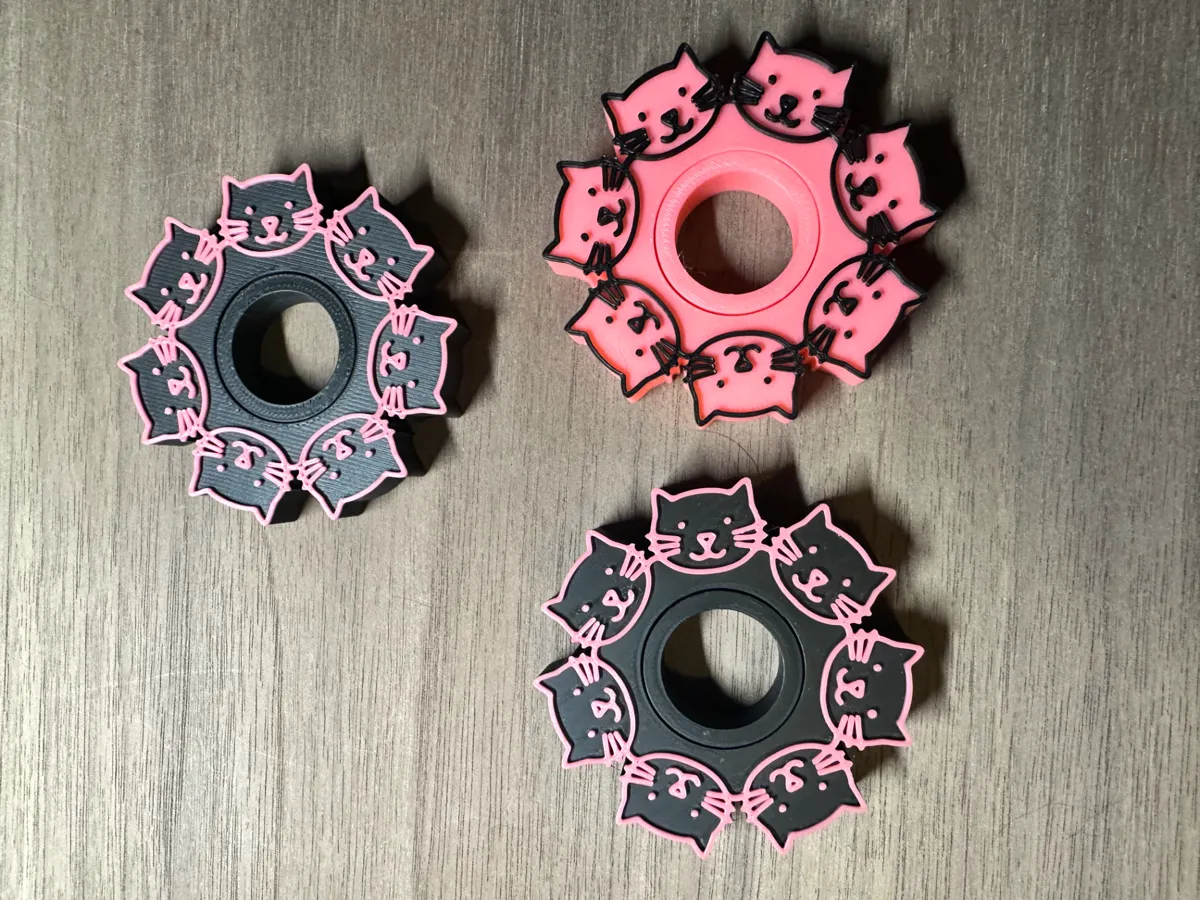 Spinning Kitties Cat Fidget Spinner, photo 2 of 4 - Spinning Kitties Cat Fidget Spinner Toys & Games