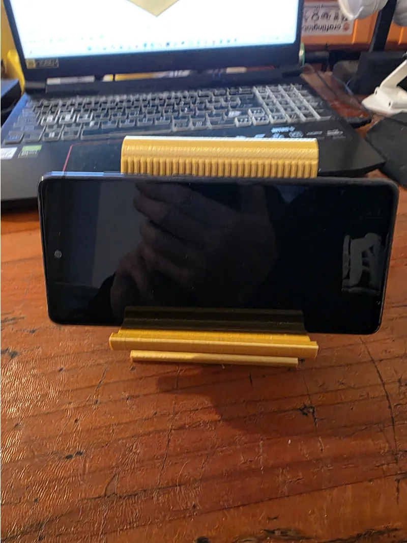 Phone Stand, photo 2 of 4 - Phone Stand Household