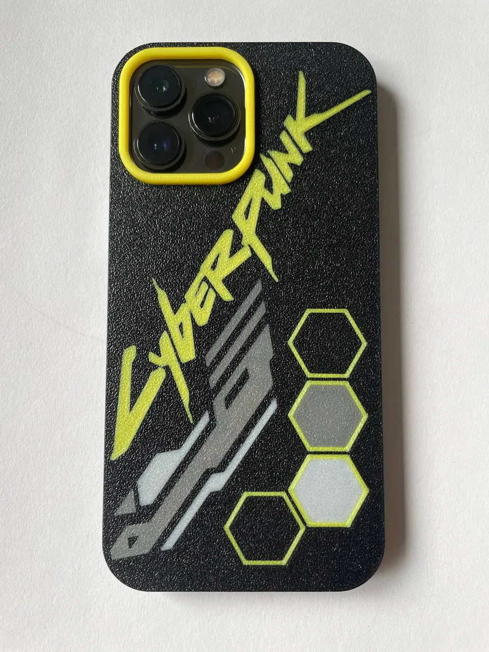 iPhone 13 Pro Max Cyberpunk Case, photo 2 of 4 - iPhone 13 Pro Max Cyberpunk Case Hobby & DIY