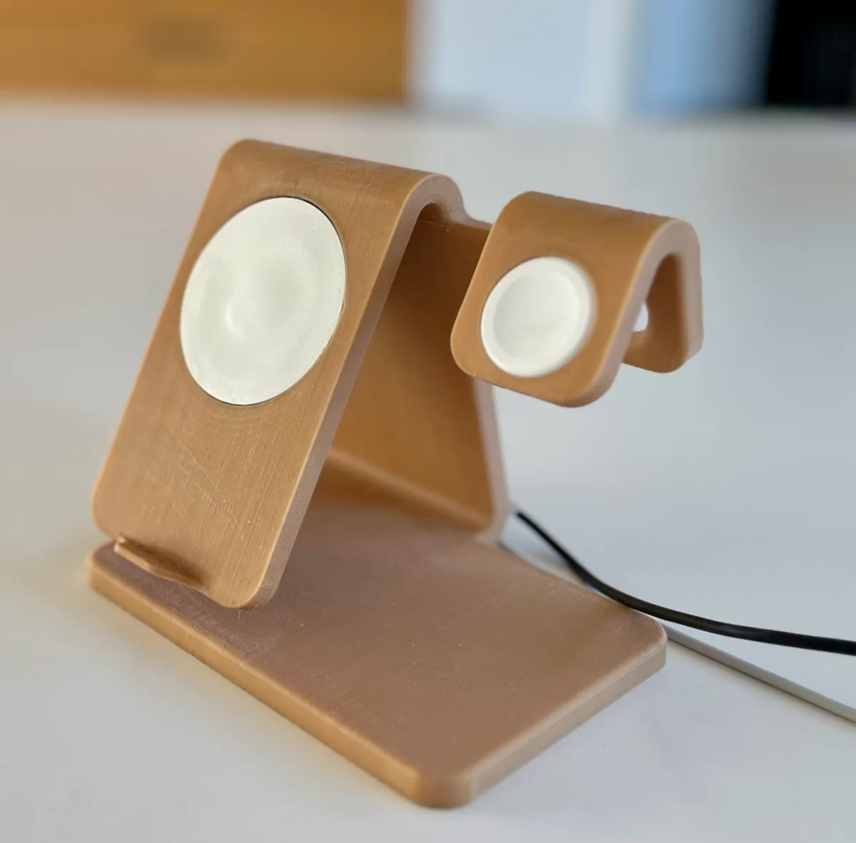 iPhone and Apple Watch Charging Stand, photo 2 of 4 - iPhone and Apple Watch Charging Stand Household
