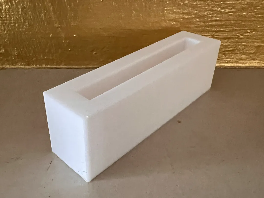 Minimalistic iPhone stand - Office, in stock in India