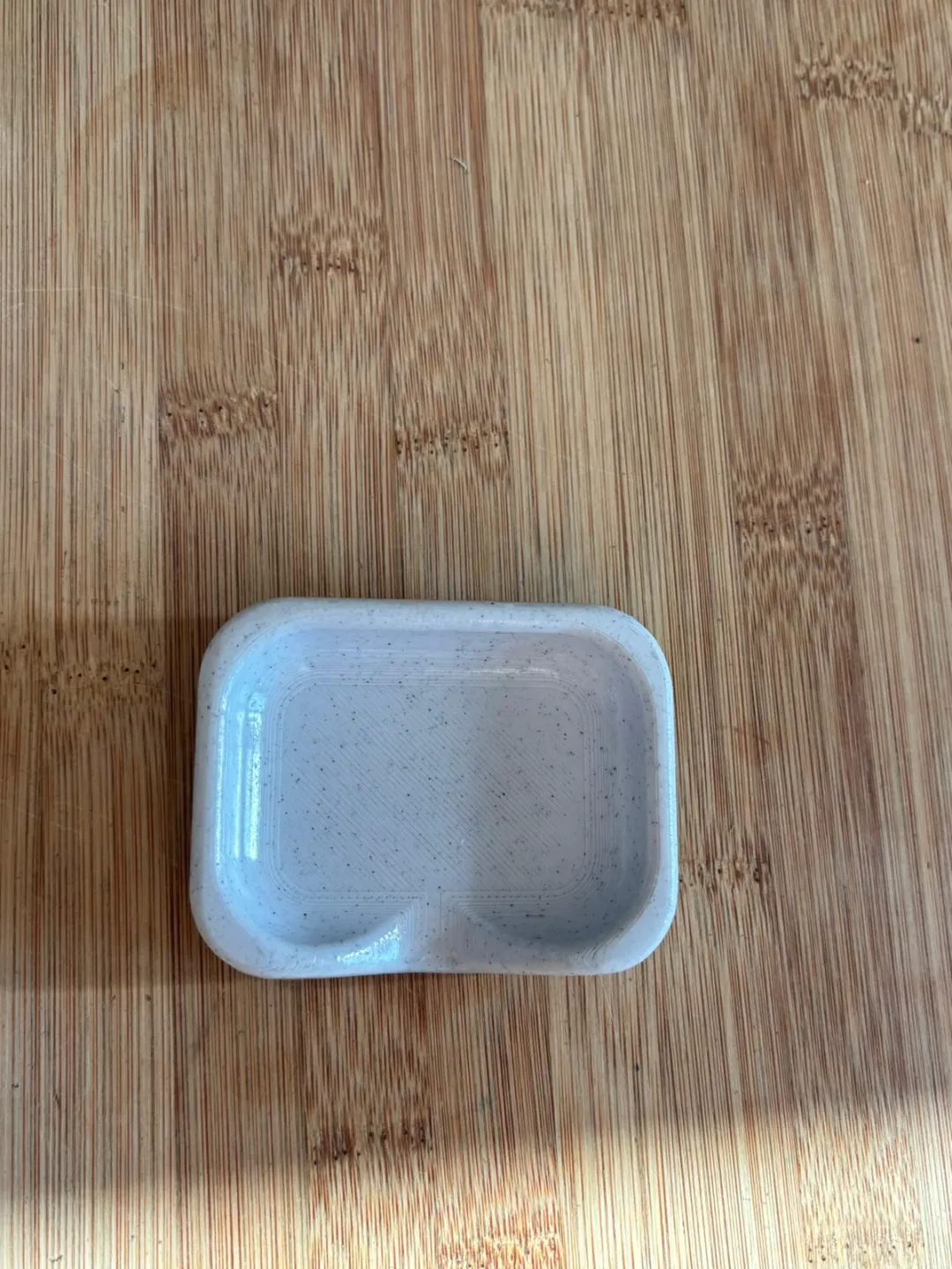 Simplistic Airpods Pro Case, photo 4 of 4 - Simplistic Airpods Pro Case Mobile & Device Accessories