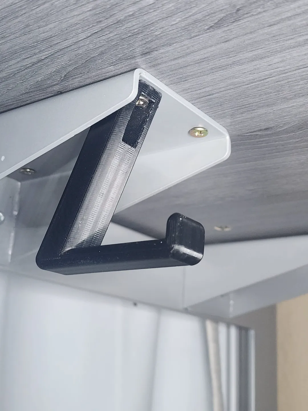Under Desk Headphone Holder, photo 2 of 3 - Under Desk Headphone Holder Mobile & Device Accessories