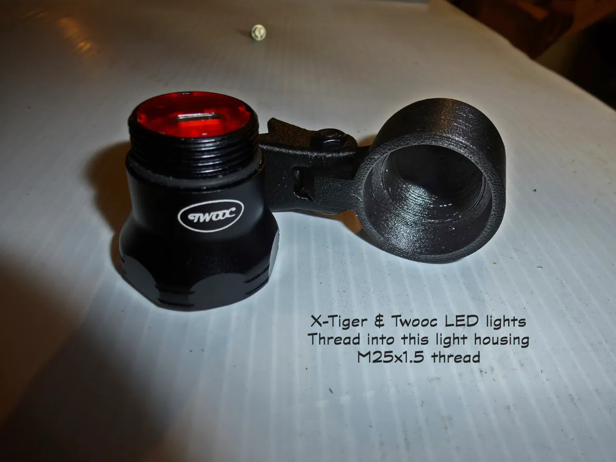 Tail Light Mounting For Bicycle Rear Rack, photo 3 of 4 - Tail Light Mounting For Bicycle Rear Rack Hobby & DIY