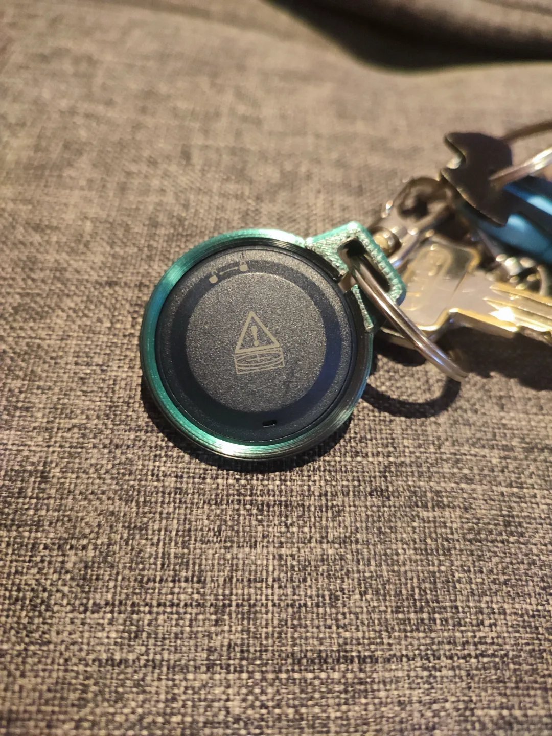 Moto Tag Key Tracker Holder, photo 3 of 4 - Moto Tag Key Tracker Holder Tools