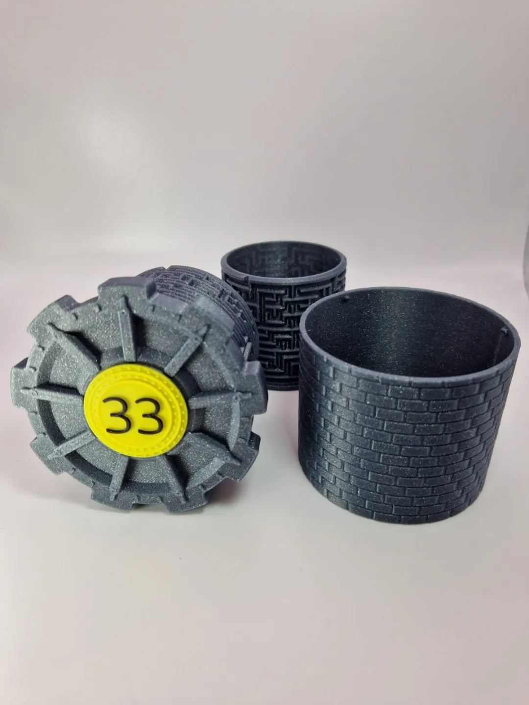 Fallout Vault Door Maze - 2 in 1, photo 4 of 4 - Fallout Vault Door Maze - 2 in 1 Toys & Games