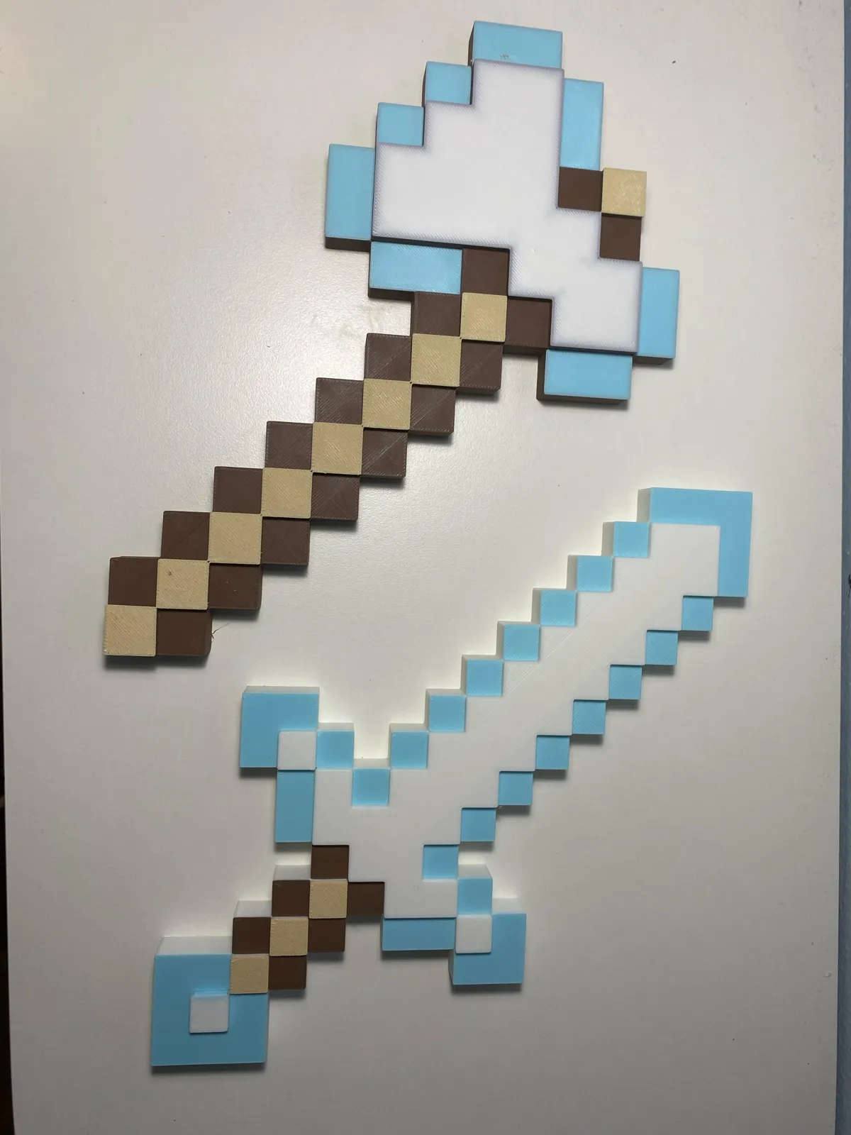 Minecraft Axe, photo 4 of 4 - Minecraft Axe Props & Cosplay