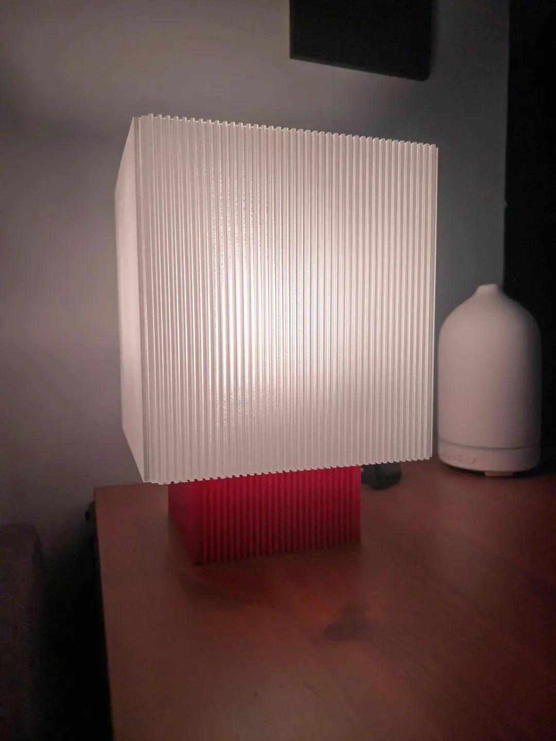 Cube ribbed table lamp, photo 3 of 4 - Cube ribbed table lamp Lamps & Lighting