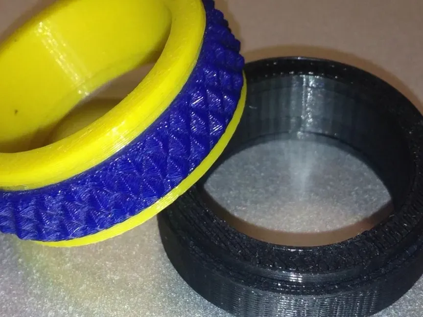 Customizable Fidget Spinner Ring