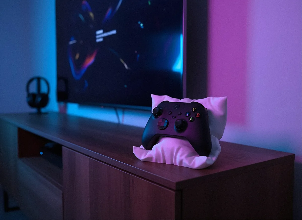 Xbox controller pillow stand, photo 3 of 4 - Xbox controller pillow stand Gaming Accessories