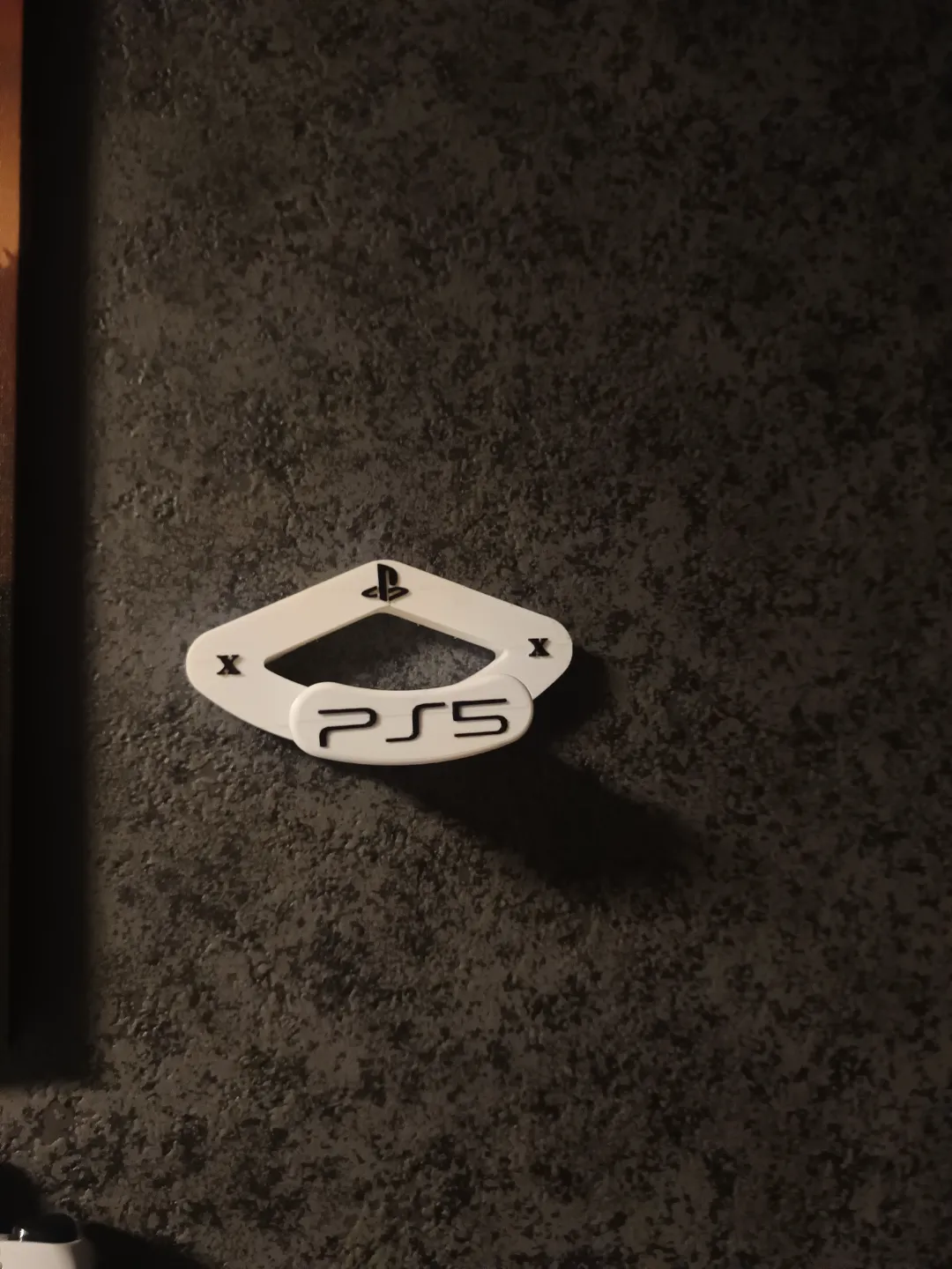 Headset Holder for Wall PS/PS5 no screw, photo 3 of 4 - Headset Holder for Wall PS/PS5 no screw Hobby & DIY