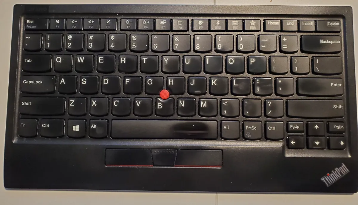 Keyboard Flipper Feet, photo 3 of 4 - Keyboard Flipper Feet Mobile & Device Accessories
