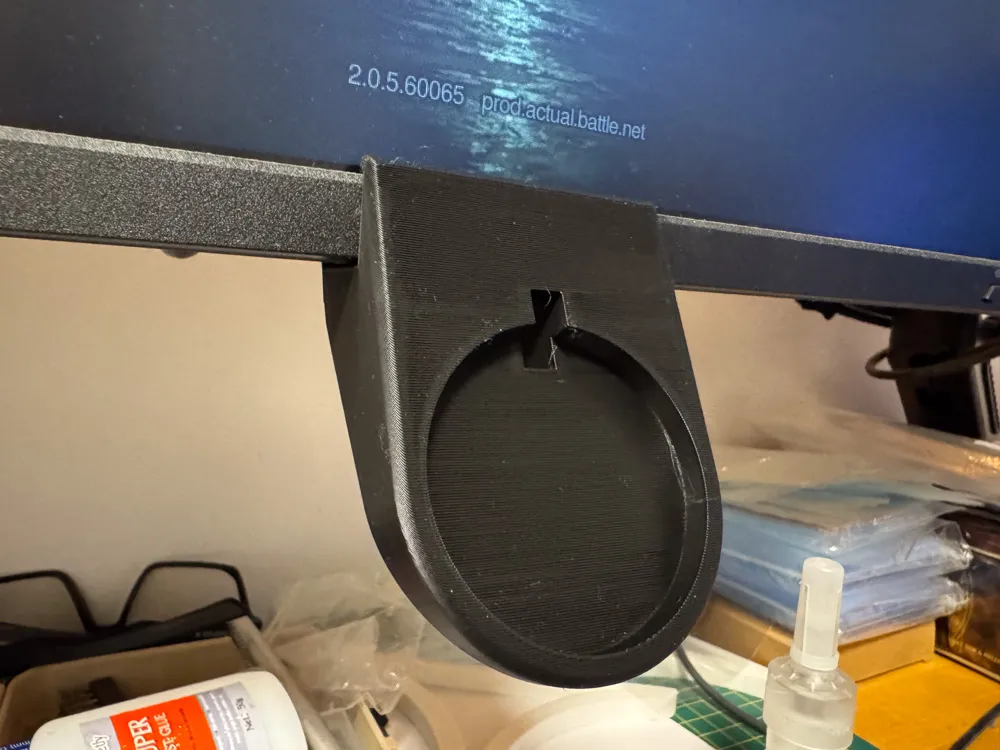 Monitor Edge MagSafe Phone Mount, photo 2 of 4 - Monitor Edge MagSafe Phone Mount Household