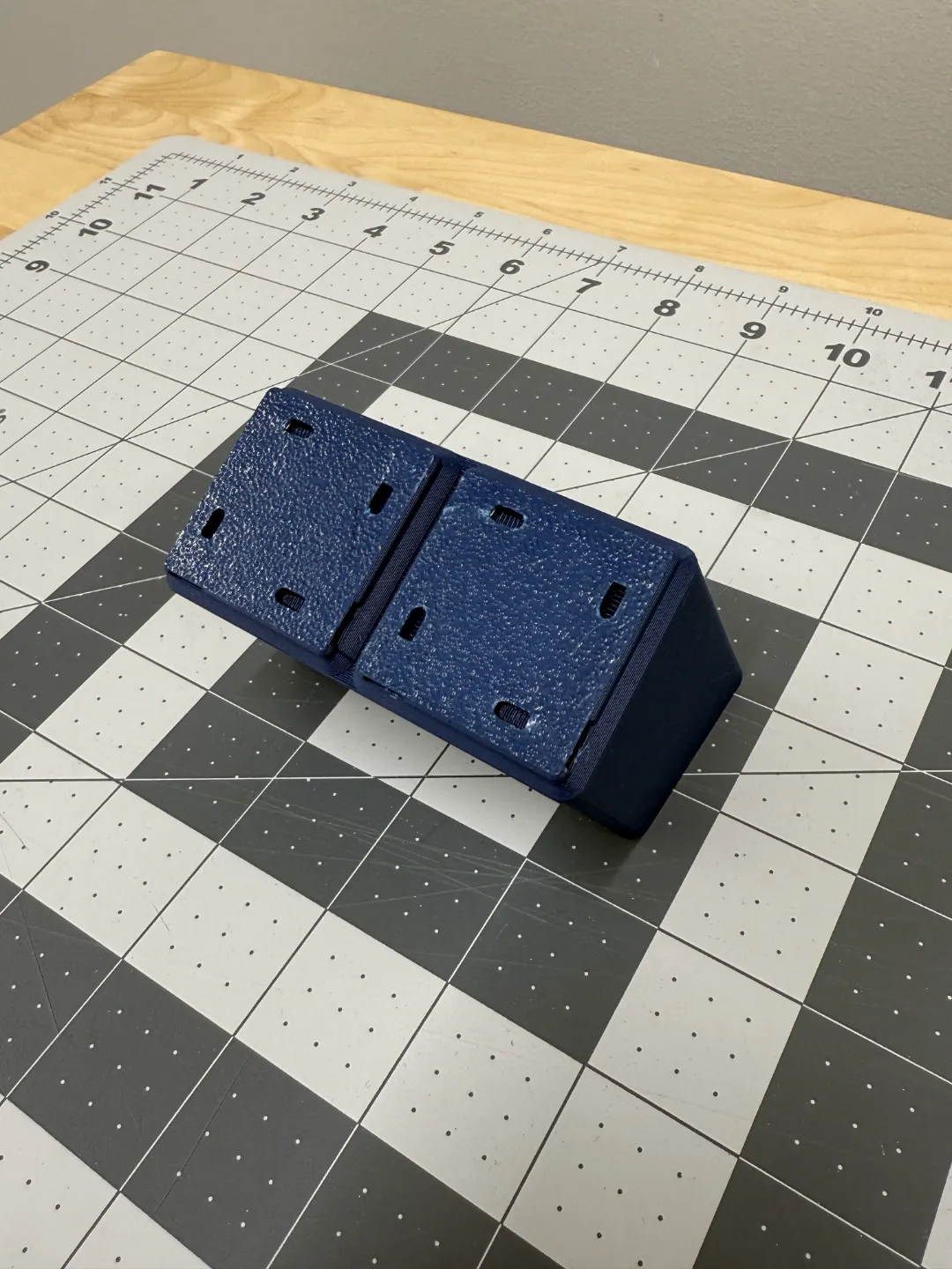 Gridfinity 2x1, 3 Tier, Sandpaper holder, photo 4 of 4 - Gridfinity 2x1, 3 Tier, Sandpaper holder Storage & Organisation