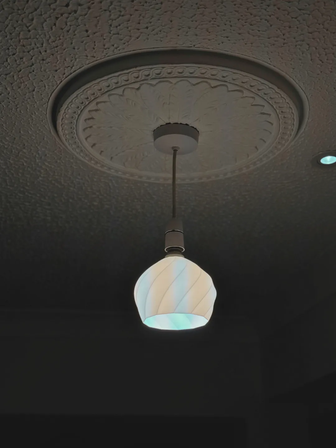LumiBloom Lamp Shade minimal Elegant light, photo 2 of 4 - LumiBloom Lamp Shade minimal Elegant light Lamps & Lighting